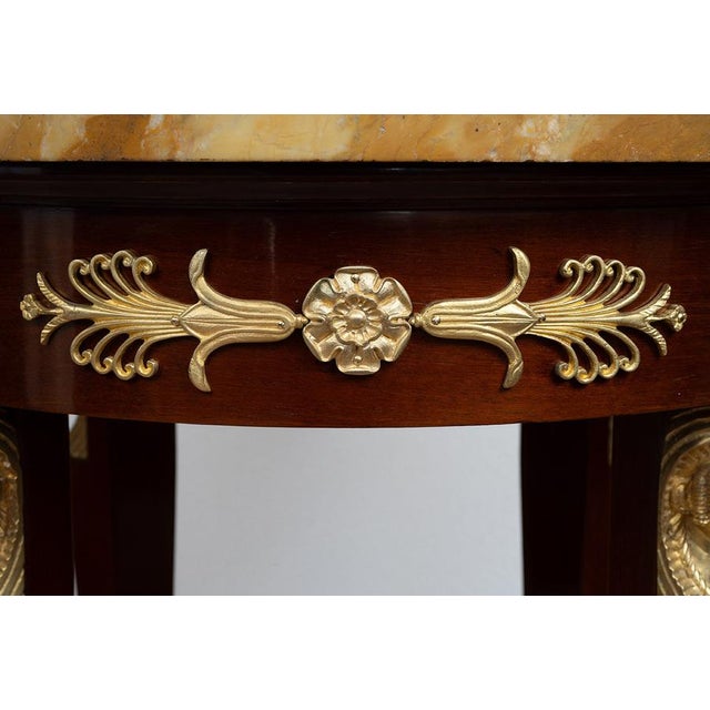 Antique Return of Egypt Coffee Table in Mahogany with a Marble Top, France, 1800s For Sale - Image 3 of 7