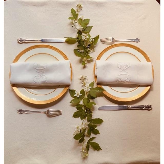 Minton for Tiffany & Co. Bone China Dinner Plates, Raised Gold Gadroon Border, Set of 3 | C. 1904 For Sale - Image 10 of 18