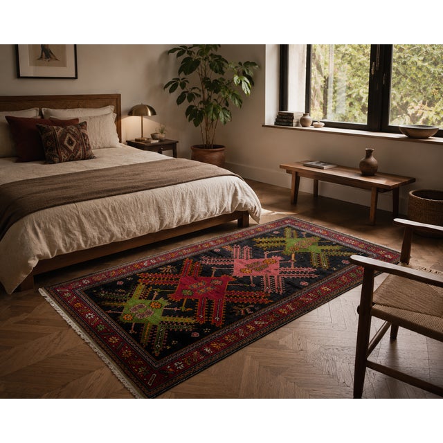 Vintage Caucasian Karabagh Rug in Hand-Knotted Wool with Geometric Medallions, 1980s For Sale - Image 4 of 10