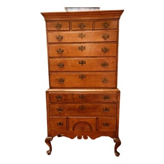 Late 18th Century Queen Anne Maple Chest-on-Chest For Sale