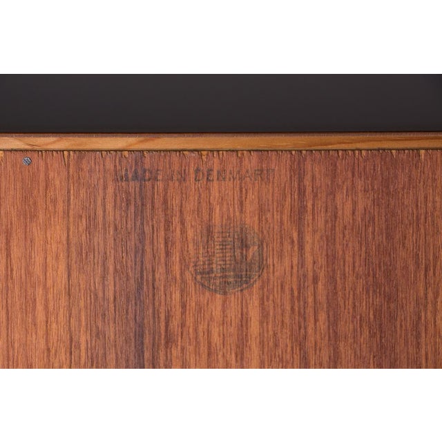 Søborg Møbelfabrik Danish Library Showcase in Teak by Borge Mogensen for Soborg Mobelfabrik, 1960s For Sale - Image 4 of 18