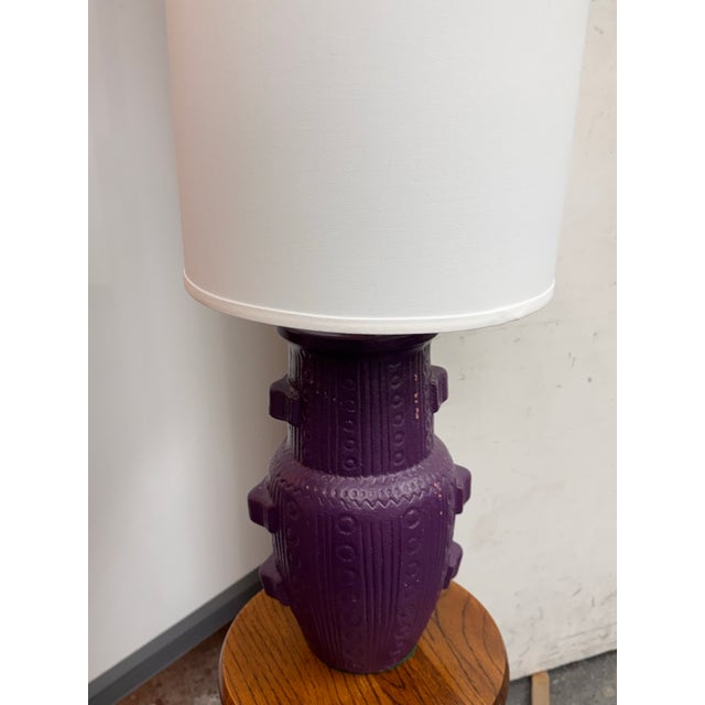 Traditional Vintage Purple Ceramic Table Lamp For Sale - Image 3 of 12