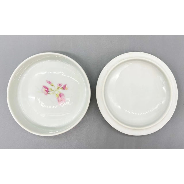 Ceramic Vintage French Limoges Le Roy Porcelain Floral Trinket/ Jewelry Box For Sale - Image 7 of 13