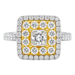 Late 20th Century 18K Two Tone Gold Ring with Square Diamond Round Accents Estate., Size 6.75 For Sale