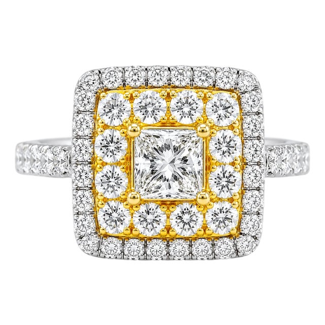 Late 20th Century 18K Two Tone Gold Ring with Square Diamond Round Accents Estate., Size 6.75 For Sale
