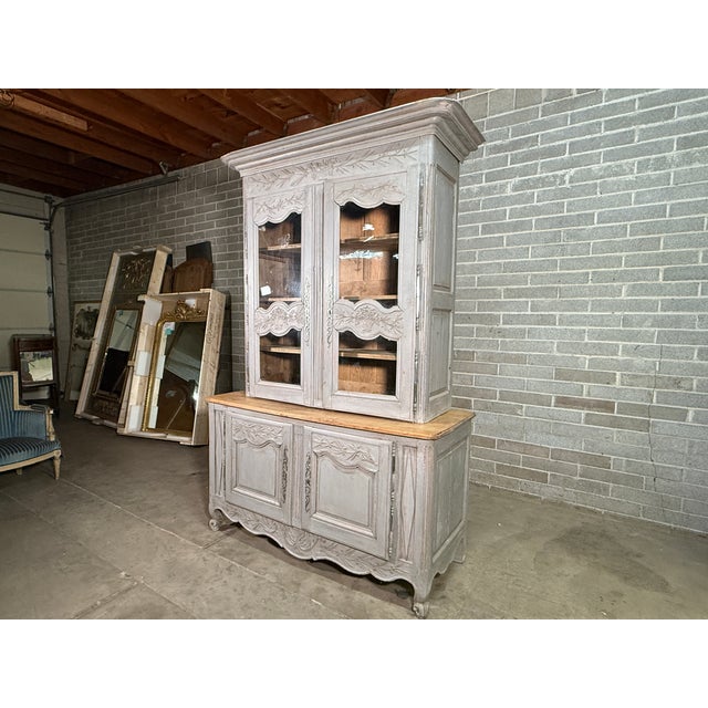 Late 19th Century Louis XV Style Provencal China Buffet For Sale - Image 4 of 5