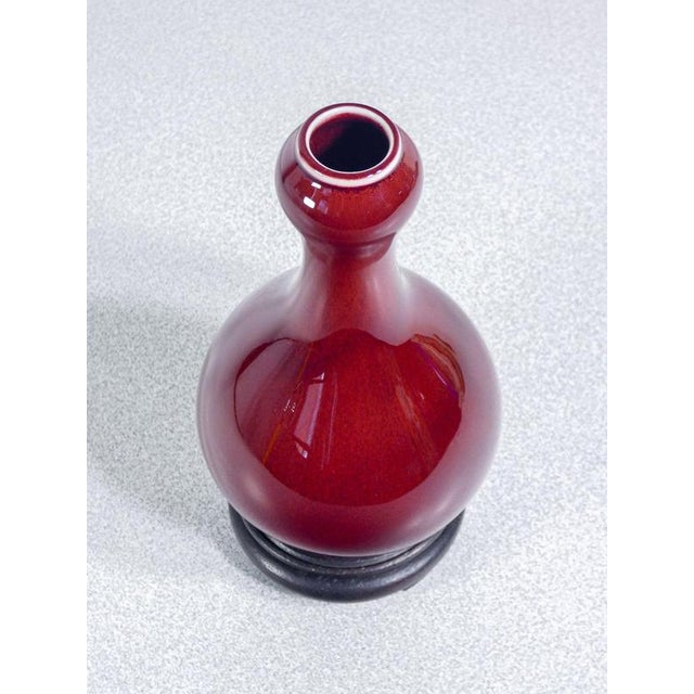 Qing Oxblood Red Suantouping Vase in Porcelain, 1950s For Sale - Image 10 of 16