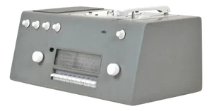 Compact Device - Studio 1 by Hans Gugelot and Prof. Herbert Lindinger for Braun Ag, Germany, 1957