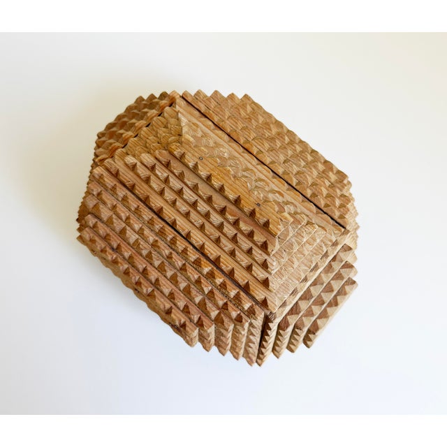 Antique Tramp Art Box With Large Chip-Carving, Early 20th Century For Sale - Image 4 of 13