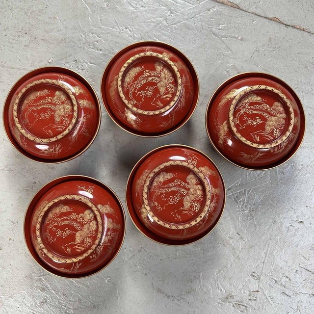 1920s Taisho Era Shu-Nuri Ozen Dinner Set, Japan, 1920s, Set of 7 For Sale - Image 5 of 15