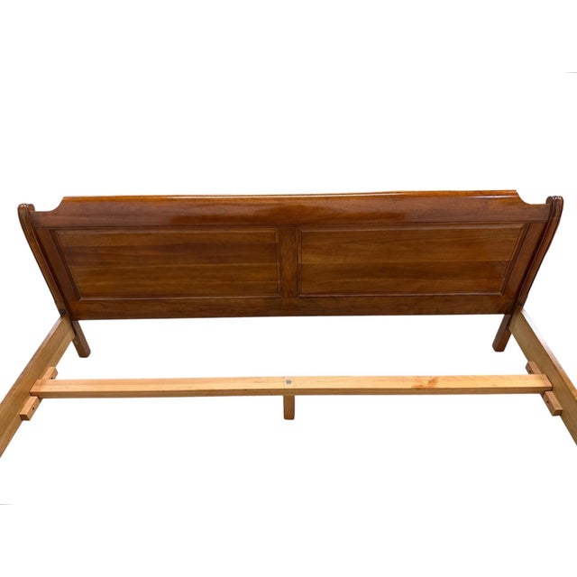 1990s Vintage Stickley Solid Cherry King Size Bed For Sale - Image 5 of 6