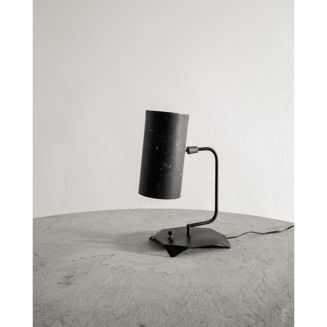 French Mid-Century Desk Table in Black Metal & Brass by Serge Mouille & Isamu Noguchi for Steph Simon, 1950s For Sale - Image 3 of 7