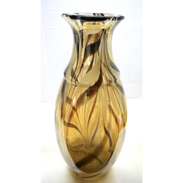 1960s Maestro Carlo Moretti-Style Murano Amber & Espresso Swirl Vase Cased Glass - 14" For Sale - Image 4 of 11