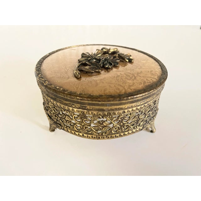 Early 20th Century Italianate Gilded Powder Box For Sale - Image 11 of 11