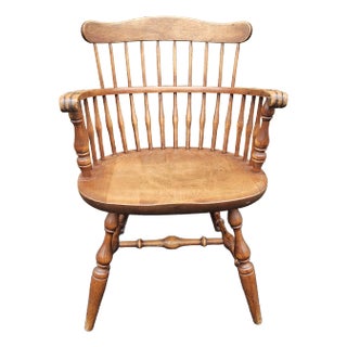 Mid-Century Nichols and Stone Maple Comb Back Maple Windsor Armchair For Sale