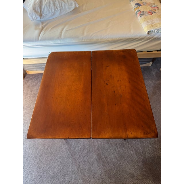 Wood Vintage Cushman Colonial Creations Rock Maple Pivot-Top Game Table - Model 3-35 For Sale - Image 7 of 12