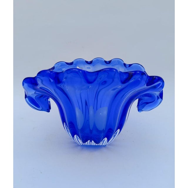 Shell with Blue Murano Glass Pearl, 1980s For Sale - Image 13 of 13