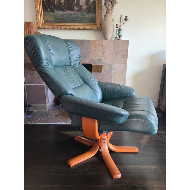 Vintage Mid-Century Bentwood Lounge Chair by Hjellegjerde Møbler For Sale - Image 14 of 14
