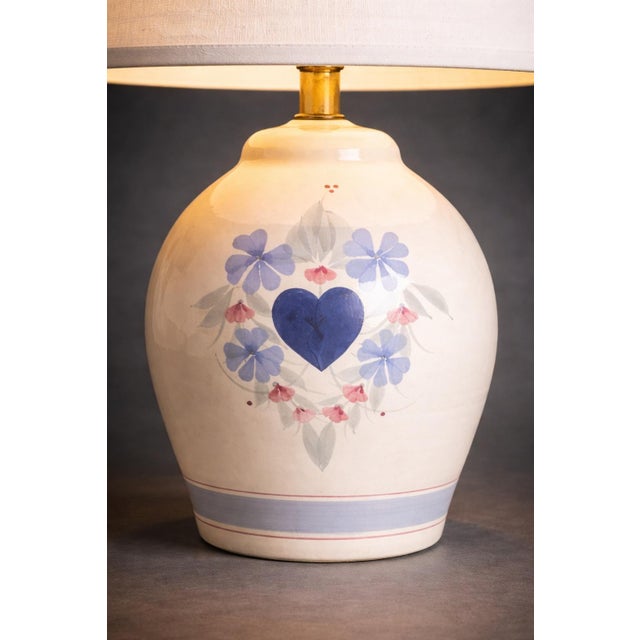 American Late 20th Century Hand-Painted Folk Art Ceramic Table Lamp – Country Cottage Heart & Floral Motif, 25” For Sale - Image 3 of 6
