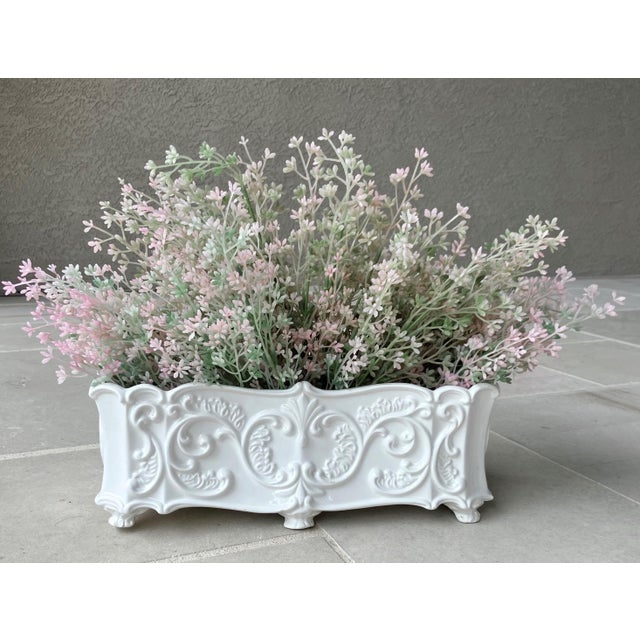 Excellent Pre-Owned Condition. Note: Faux greens are not included. Embodying an Italian sense of neoclassical rustic...