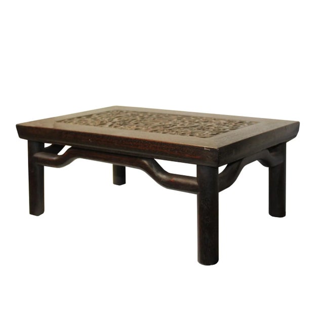 Handmade good quality Chinese rectangular tabletop stand, this stand is made of rosewood with a simple round legs design,...