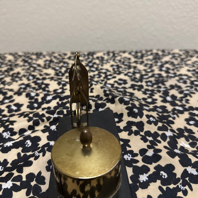 Mid-Century Modern Vintage MCM Brass Desk Post Office Letter Scale For Sale - Image 3 of 4