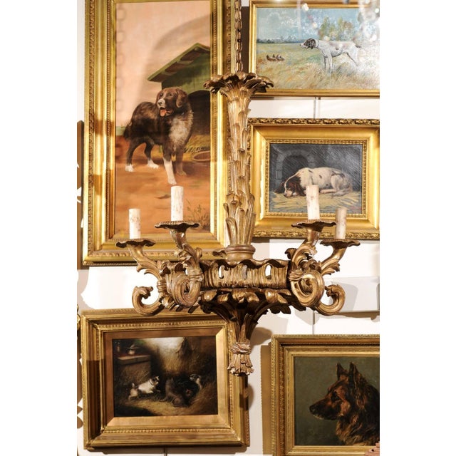 French Early 20th Century French Five-Light Foliage Themed Giltwood Carved Chandelier For Sale - Image 3 of 10