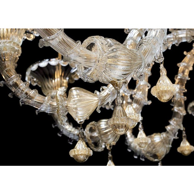 Contemporary 12 Lights Chandelier in Gold Plate and Murano Glass by Aggiolight For Sale - Image 3 of 6