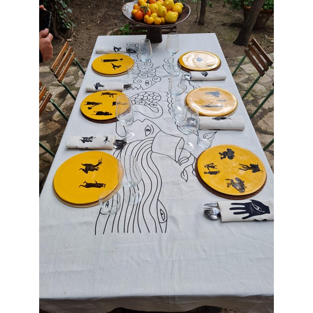 Figurative Presentation Plate Medina - Lekraya For Sale - Image 3 of 4