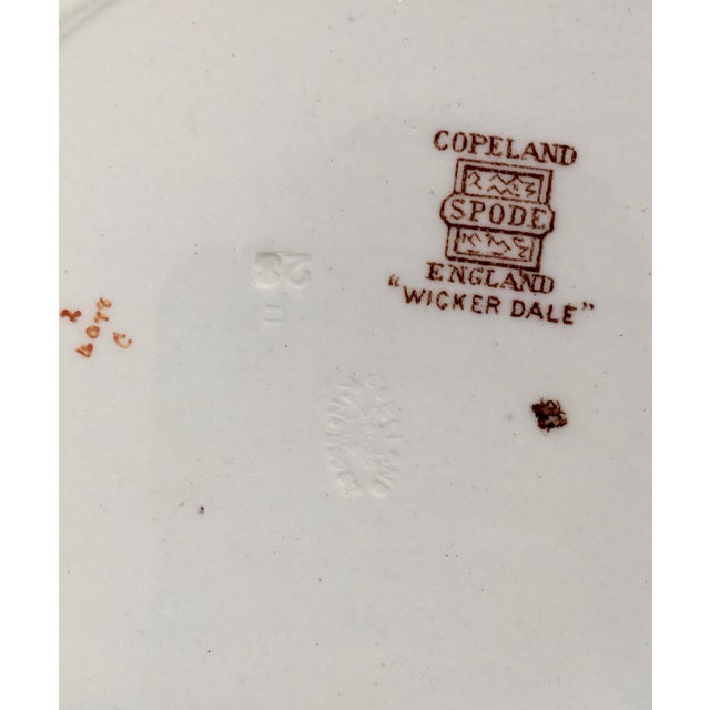 Spode Antique Copeland Spode “Wickerdale” Plate Set-3 Dinner Plates & 2 Saucers For Sale - Image 4 of 7