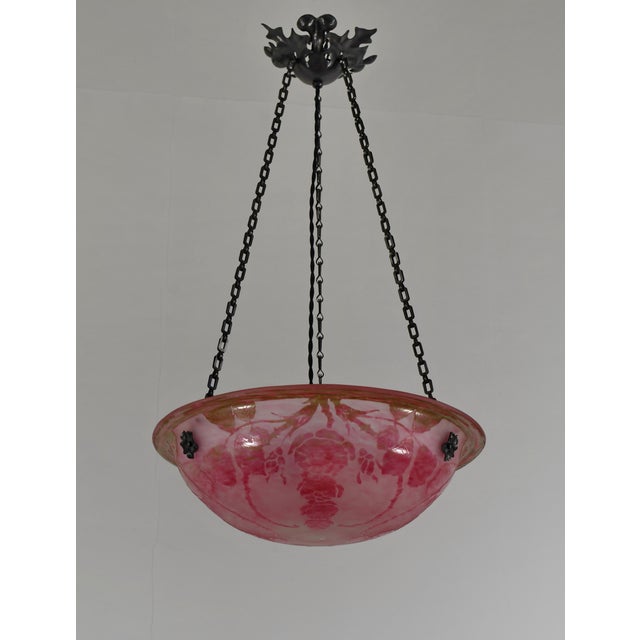 Art Deco Schneider Le Verre Francais French Art Deco Cameo Pendant Light 1920s - Roses Bowl Wrought Iron For Sale - Image 3 of 12