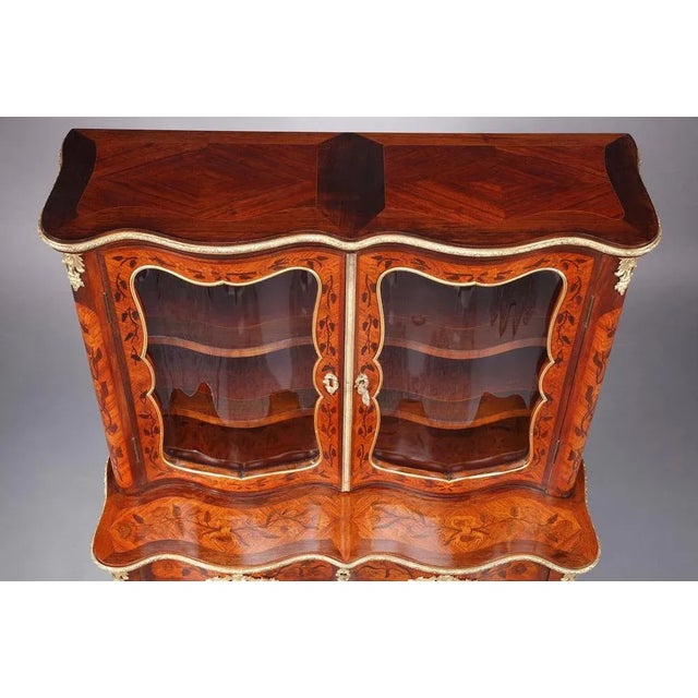 Louis XV Style Vitrine with Marquetry Decoration For Sale - Image 9 of 18