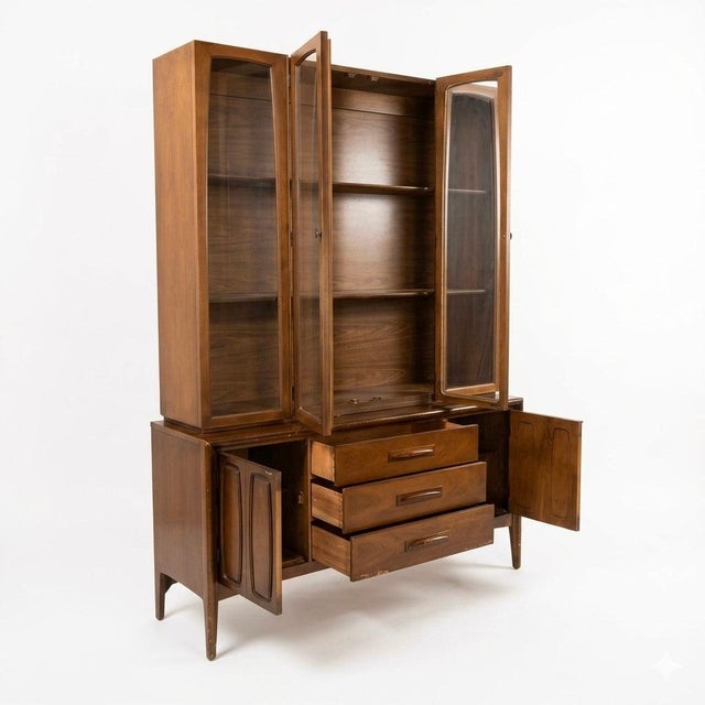 Brown Broyhill Emphasis Vintage Mid Century Modern 2 Piece Buffet and Hutch China Cabinet C. 1960s, Attributed For Sale - Image 8 of 9