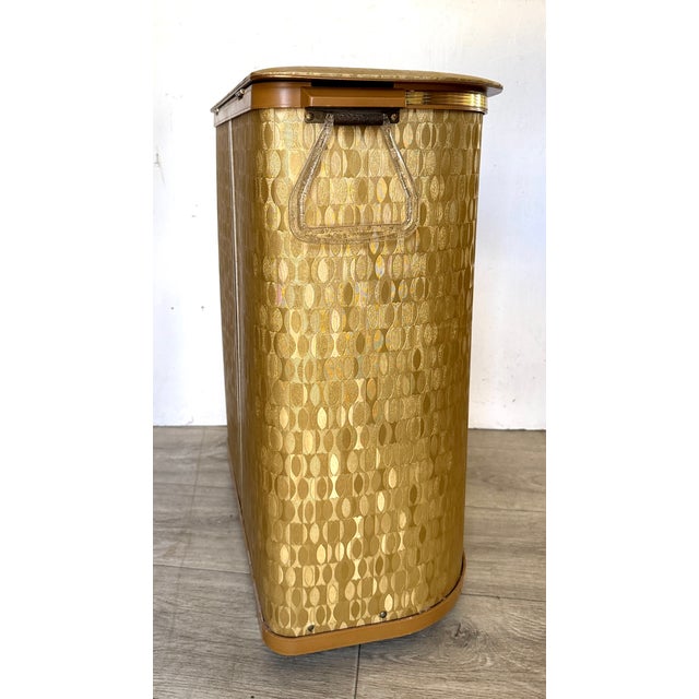 Mid-Century Modern Vintage Detecto Hamper With Lucite Handles For Sale - Image 3 of 10