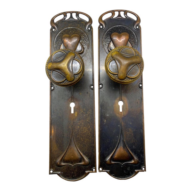 1900s Art Nouveau Interior Doorknobs & Doorplates - a Pair For Sale