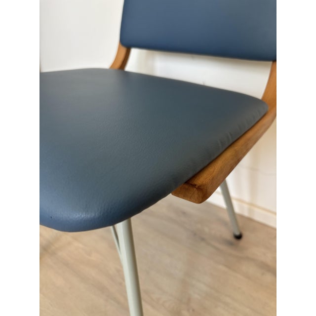 1970s Mid-Century Dining Chair by Miroslav Navrátil for Ton, 1970s For Sale - Image 5 of 11