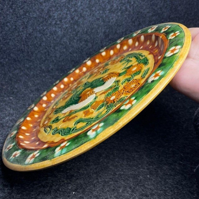 Ceramic Sancai Glazed Dish With Birds and Floral Motif - Decorative Plate For Sale - Image 7 of 9
