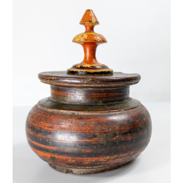 19th Century Rustic Primitive Folk Art Painted and Carved Treenware Object For Sale - Image 4 of 12