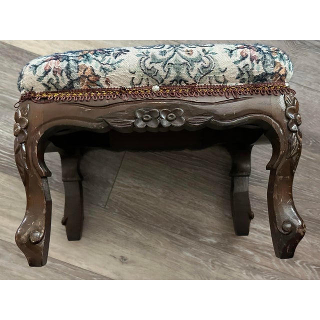Vintage Early/Mid 20th Victorian Style Mahogany Wood and Upholstered Footstool For Sale In Orlando - Image 6 of 10