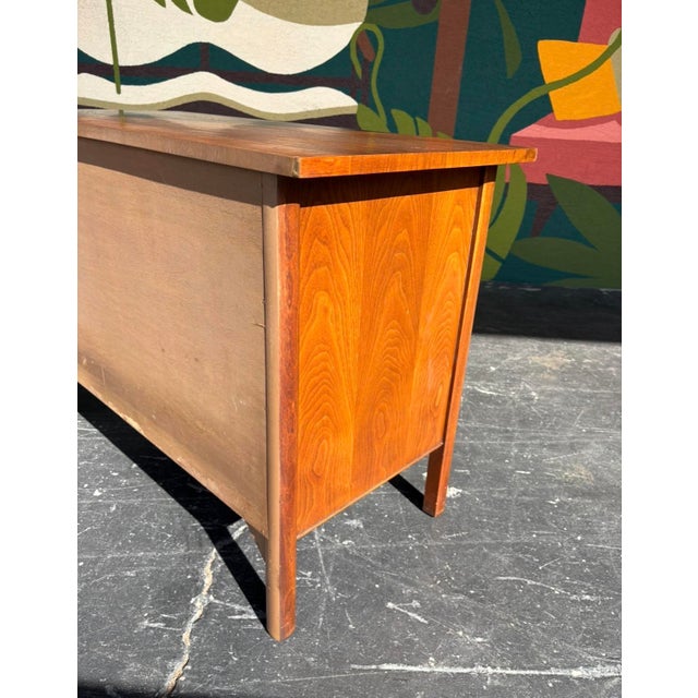 Drexel Mid Century Drexel Composite Smallboy For Sale - Image 4 of 12