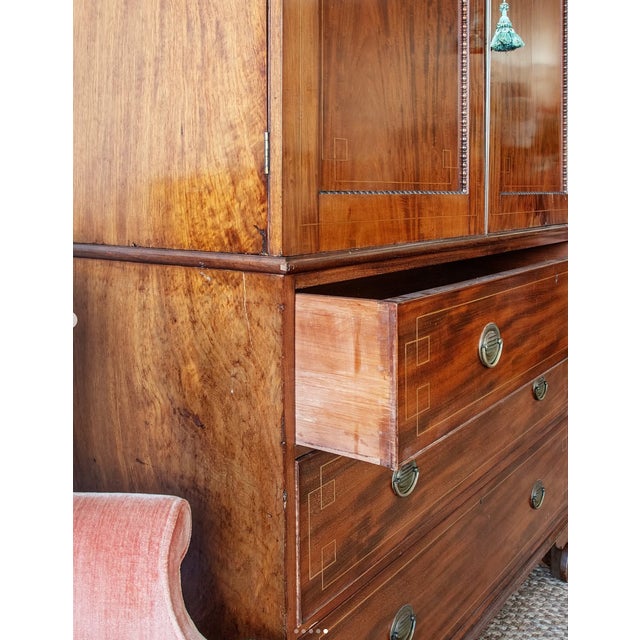 Mid 19th Century Antique Mahogany Linen Press (C. 1820–1840) For Sale - Image 5 of 7