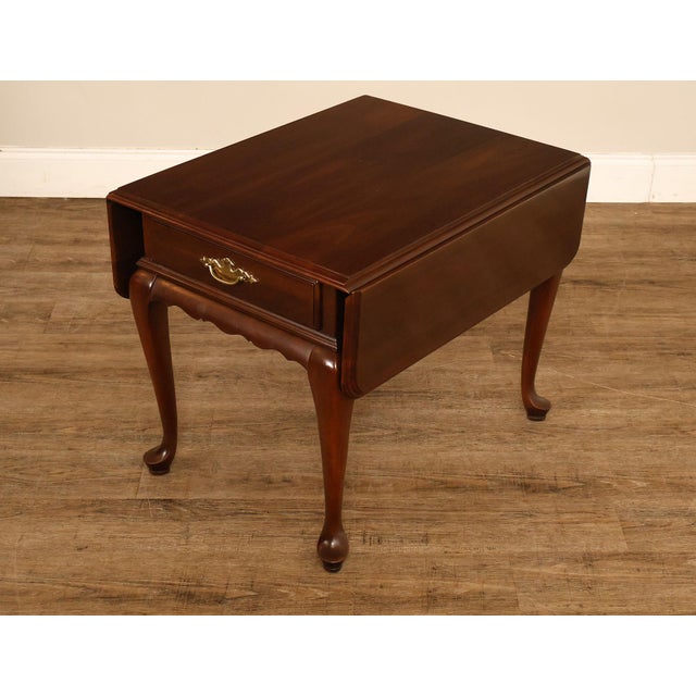 High Quality Vintage Cherry Drop-Leaf Pembroke End Table with Single Dovetailed Drawer