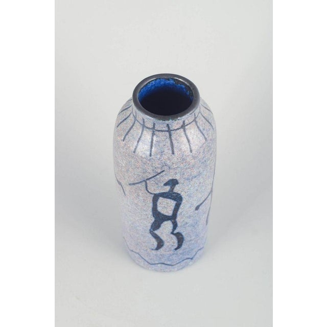 Joseph Lloyd (1916–1980), English ceramist, Smögen, Sweden. Unique vase, mid-20th century. Hand-thrown ceramic vase with...