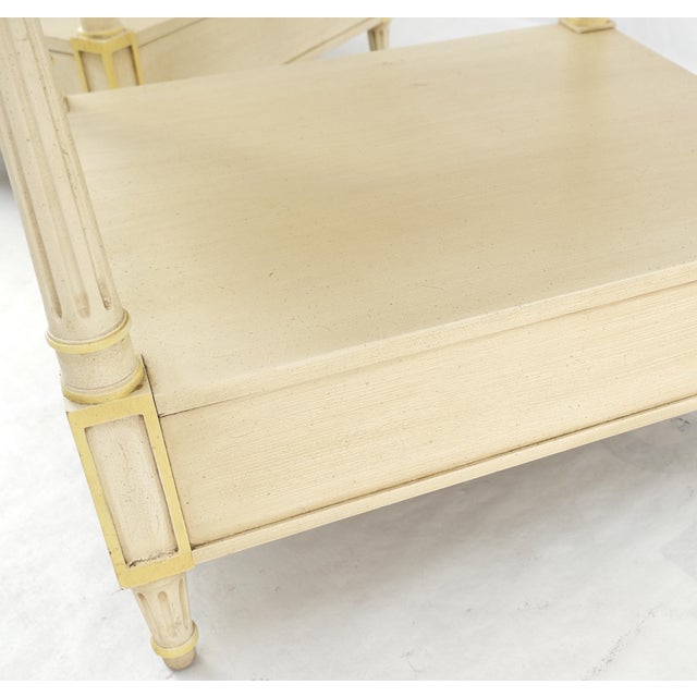 Henredon Henredon Walnut Banded Tops One Drawer End Tables Night Stands Mint! For Sale - Image 4 of 16