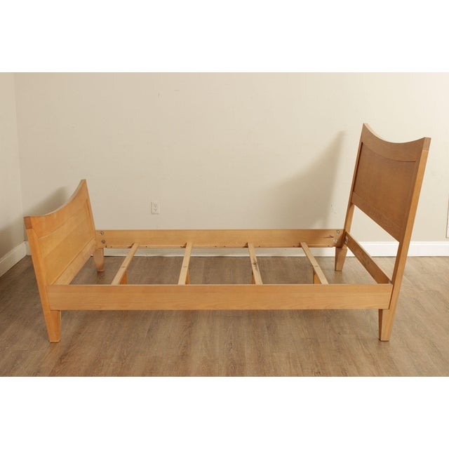 Ethan Allen Horizon Collection Queen Size Bed For Sale - Image 16 of 17