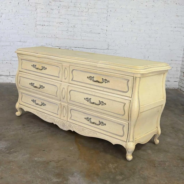 1960s Prince Howard French Provincial Hollywood Regency Vintage White Dresser Credenza For Sale - Image 5 of 13