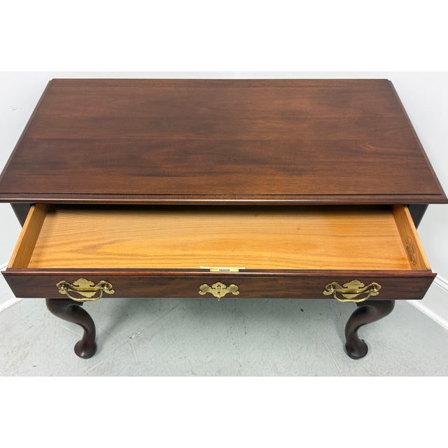 Late 20th Century Henkel Harris Solid Mahogany Philadelphia Queen Anne Lowboy Chest For Sale - Image 11 of 17