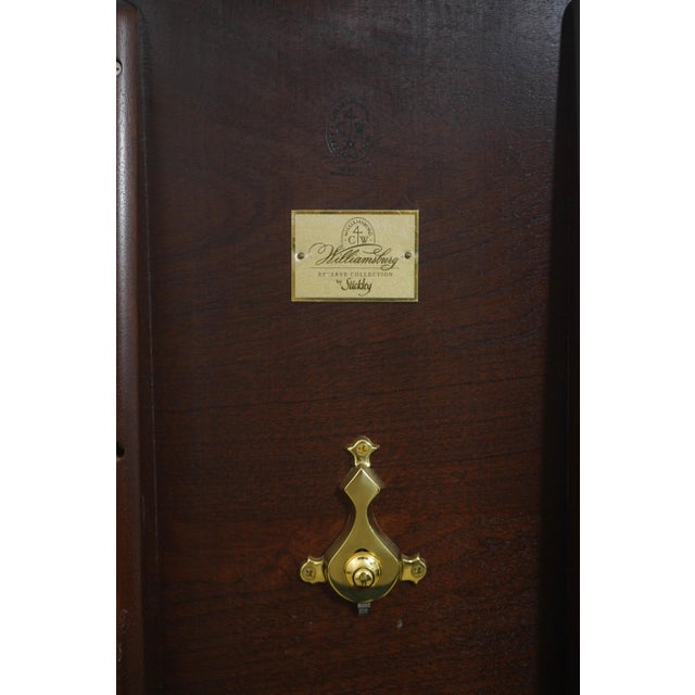 Stickley Williamsburg Cw-70 Mahogany Rococo Tilt Top Table For Sale - Image 16 of 18