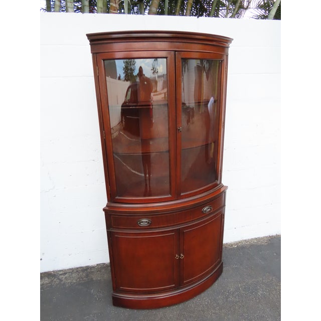 Bassett Mahogany Inlay Corner China Display Cabinet Cupboard 6913 For Sale - Image 13 of 18