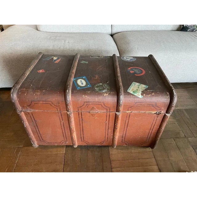 Mid-Century Modern Brown Beech Transport Trunk For Sale - Image 3 of 10